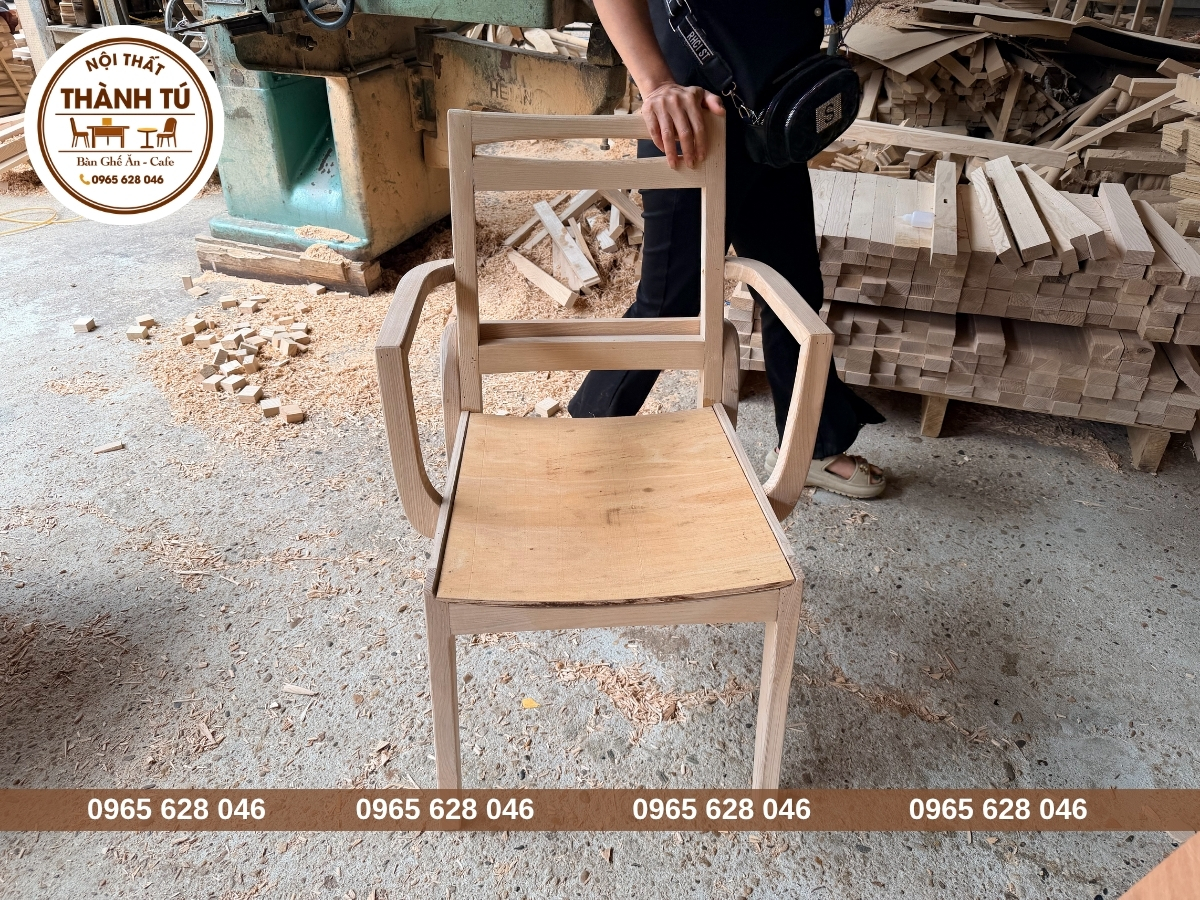 Bàn ghế trà sữa ở Quảng Bình gỗ cao cấp