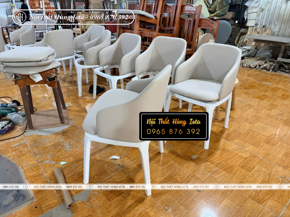 Ghế ăn gia đình Grace bọc da