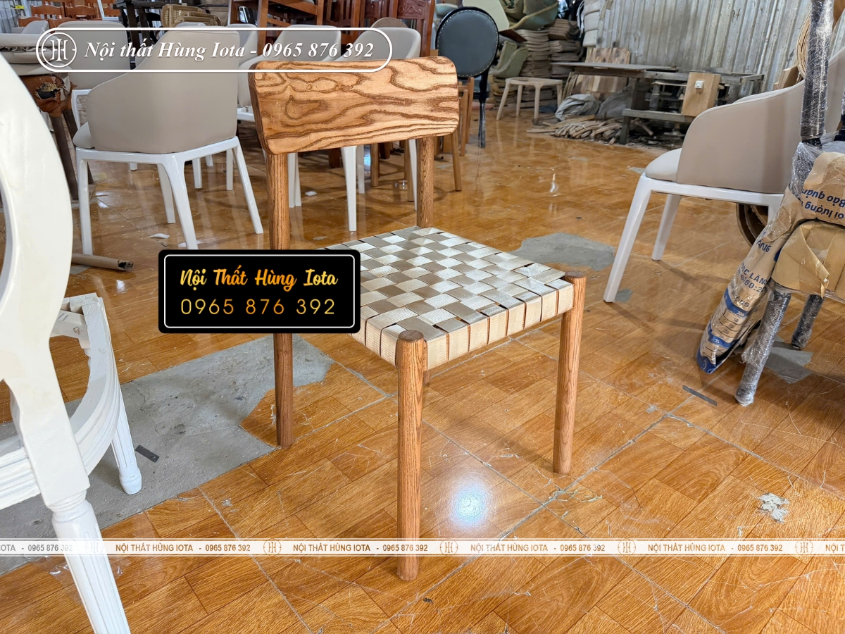 Ghế cafe gỗ đan dây