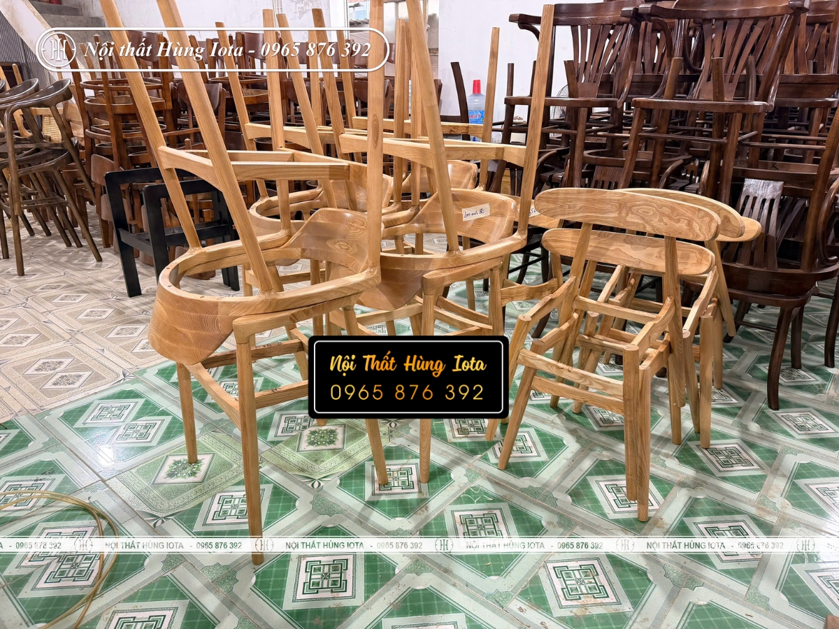 Ghế làm việc văn phòng gỗ sồi