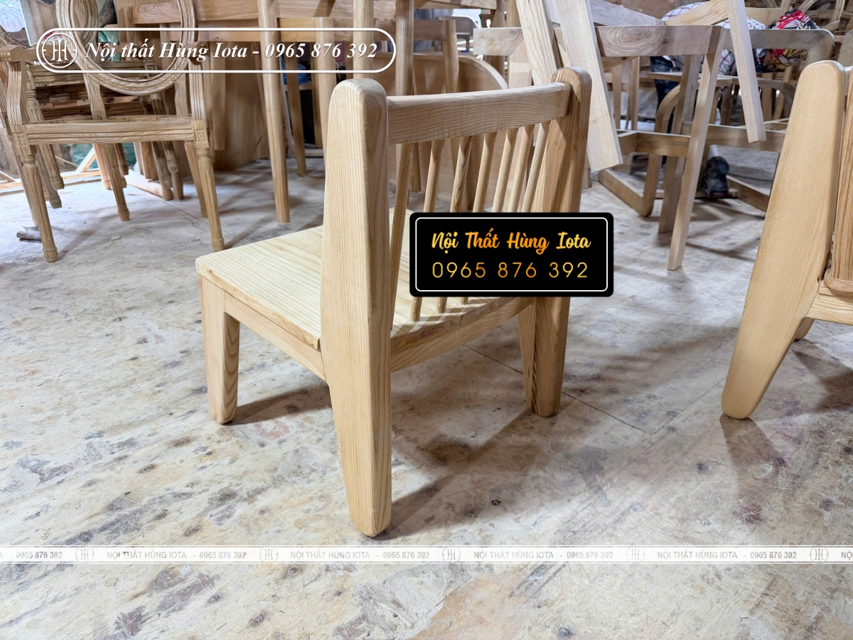 Xưởng sản xuất ghế cafe gỗ tựa nan giá rẻ