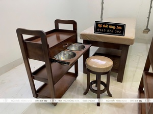 Xe đẩy spa màu nâu tiện lợi, đồng bộ nội thất spa