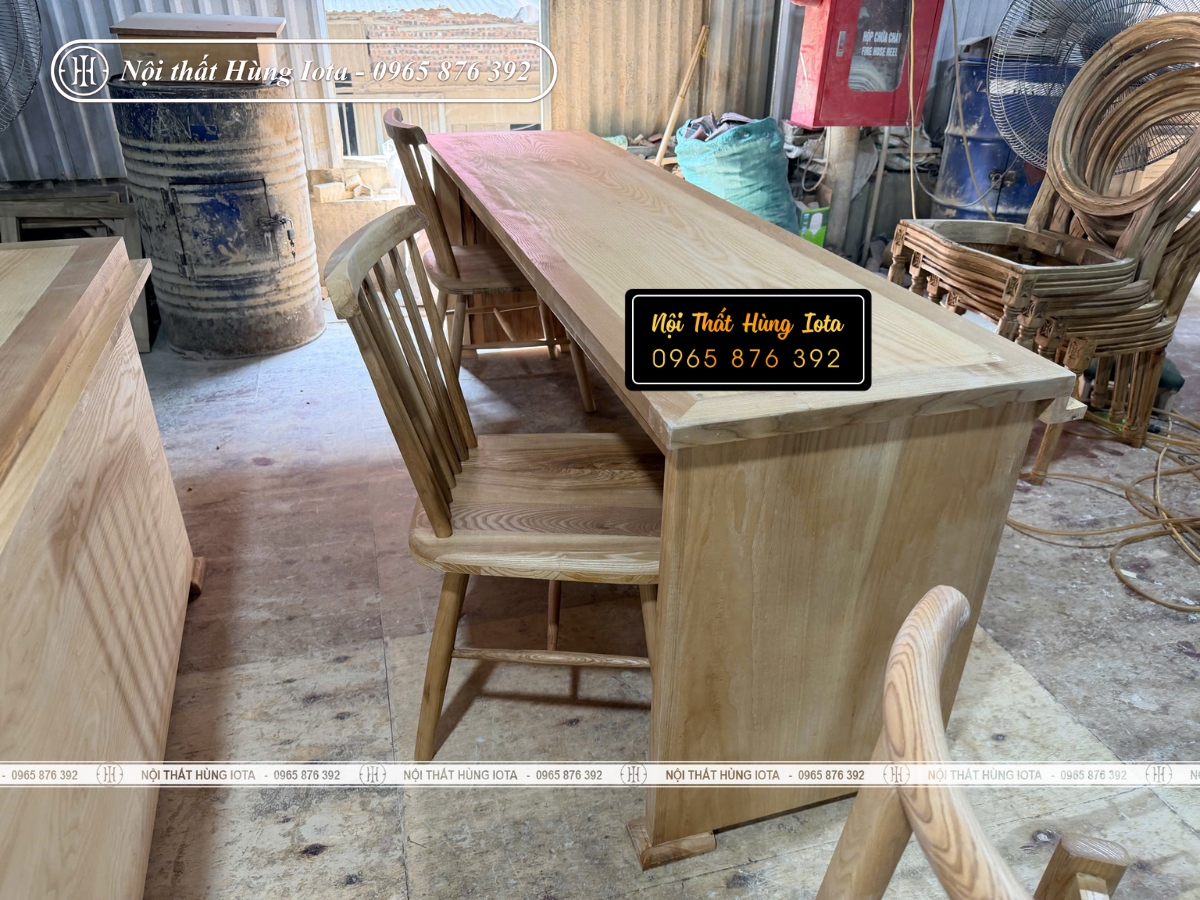 Xưởng sản xuất bàn họp hội trường gỗ sồi
